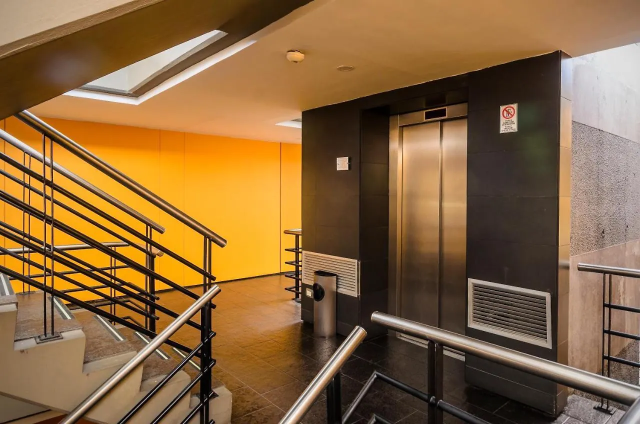 Aparthotel Travelers Obelisco Apartamentos Bogota