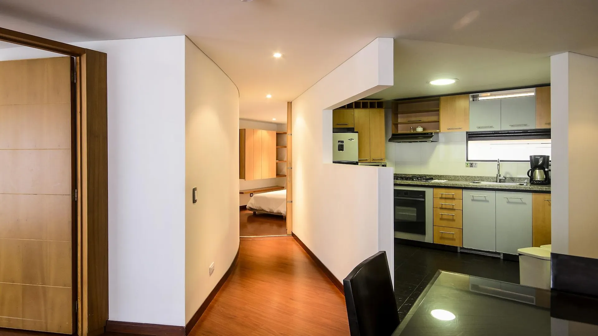 Travelers Obelisco Apartamentos Bogota