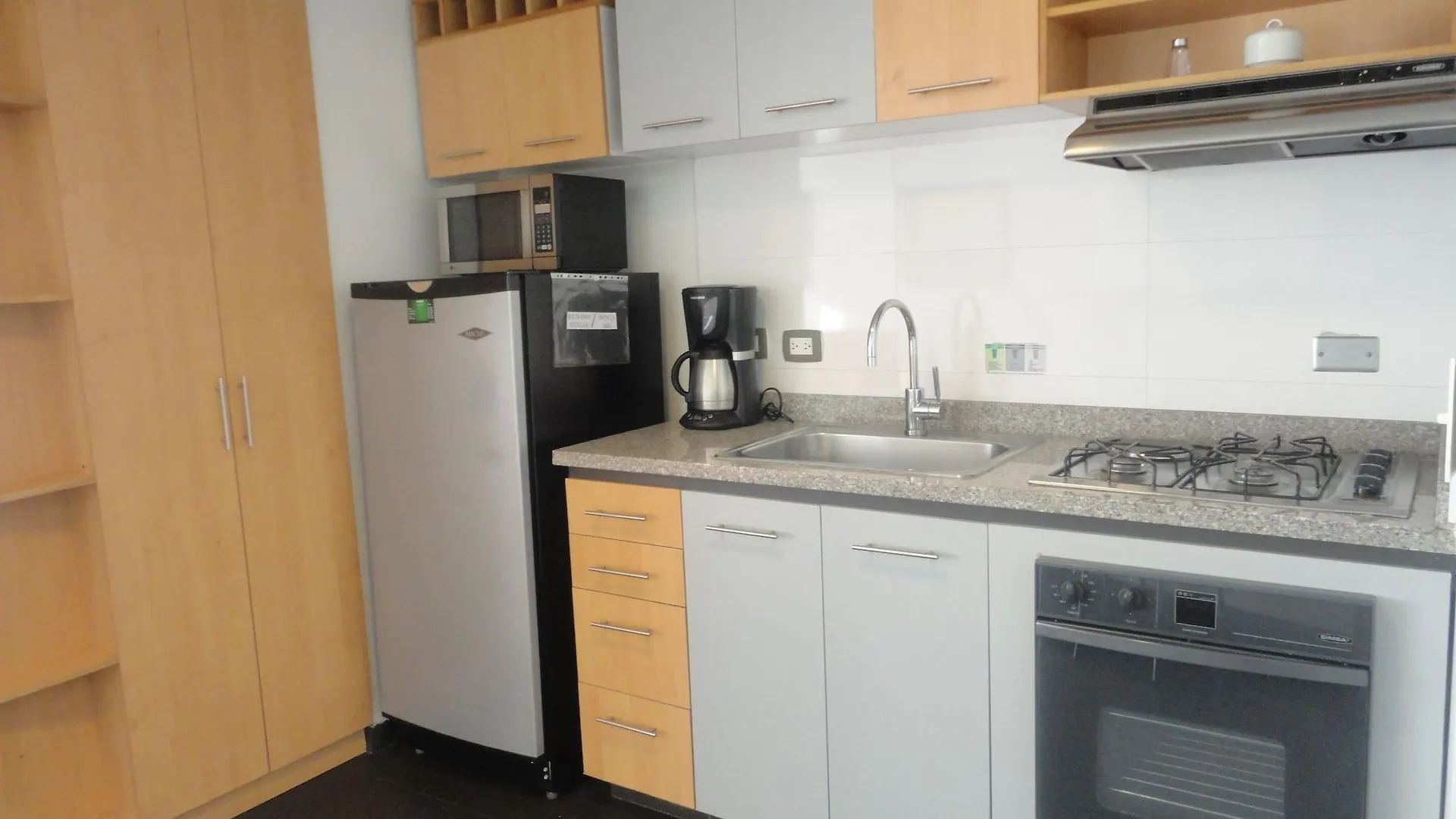 Travelers Obelisco Apartamentos Μπογκοτά 4*,  Κολομβία