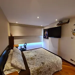 Habitación en casa particular Tu Hogar Cerca A La Zona T, Bogotá