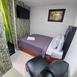 Punto 100 Hotel